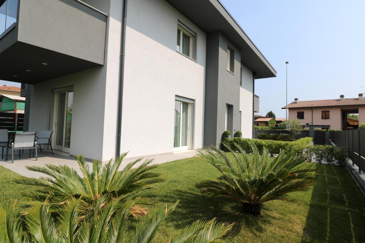 Marali Lake Apartments Di Enrica Bianchera Desenzano del Garda Exterior photo